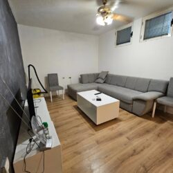 Two room Stari Aerodrom