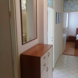 🔶️ I Z D A V A Nj E 🔶️Izdaje se jednosoban stan 46m² na Zabjelu ul. 27 Marta.Stan se nalazi n (4)