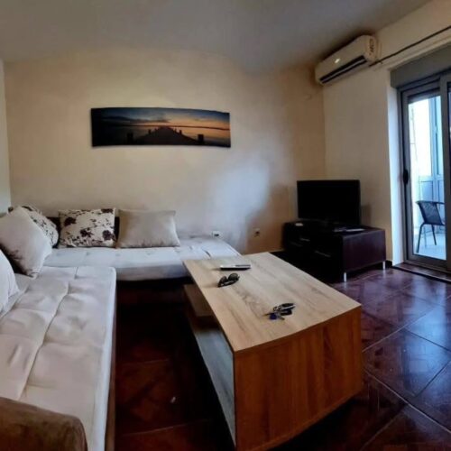 🔶️ P R O D A J A 🔶️Prodaje se garsonjera 29m² u Momišićima.Nalazi se na visokom prizemlju.Cij (1)