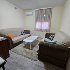 Dvosoban blizu hrama