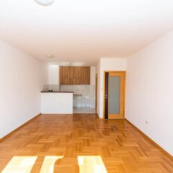 Jednosoban Tuški put