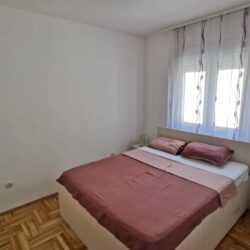 🔶️ I Z D A V A Nj E 🔶️Izdaje se jednosoban stan na Zabjelu ul. Milana Mladenovića u blizini r (4)