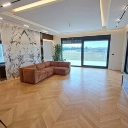 🔶️ I Z D A V A Nj E 🔶️Izdaje se kuća u Donjim Kokotima 350m² koja se nalazi na placu od 3.000 (3)