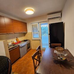 Jednosoban Preko Morače