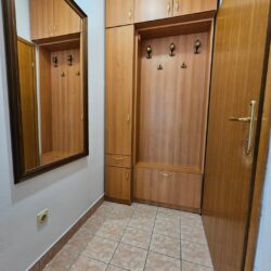 🔶️ I Z D A V A Nj E 🔶️Izdaje se jednosoban stan početak Zagoriča zgrada preko puta City Kej-a (4)