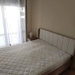 🔶I Z D A V A Nj E🔶Izdaje se jednosoban stan 44m² u City kvartu, preko puta Delte. Stan se na (5)